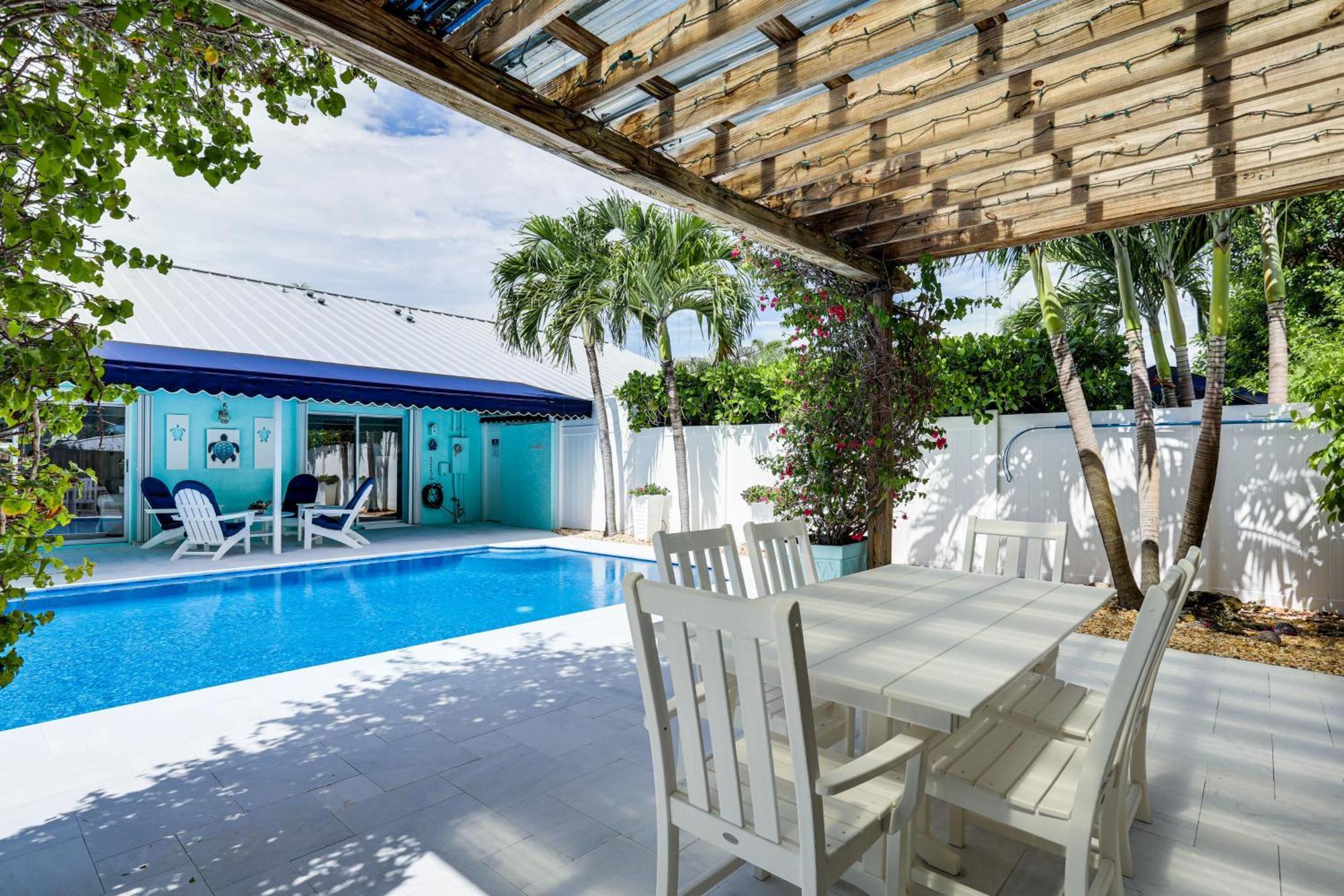 Coastal Villa With Private Yard And Heated Pool! North Palm Beach Luaran gambar
