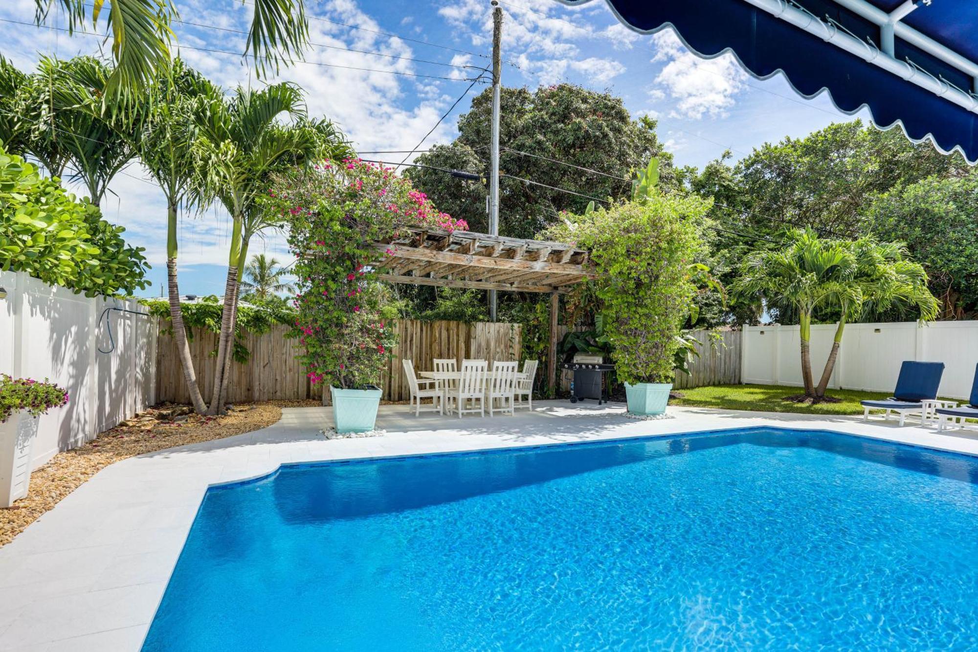 Coastal Villa With Private Yard And Heated Pool! North Palm Beach Luaran gambar
