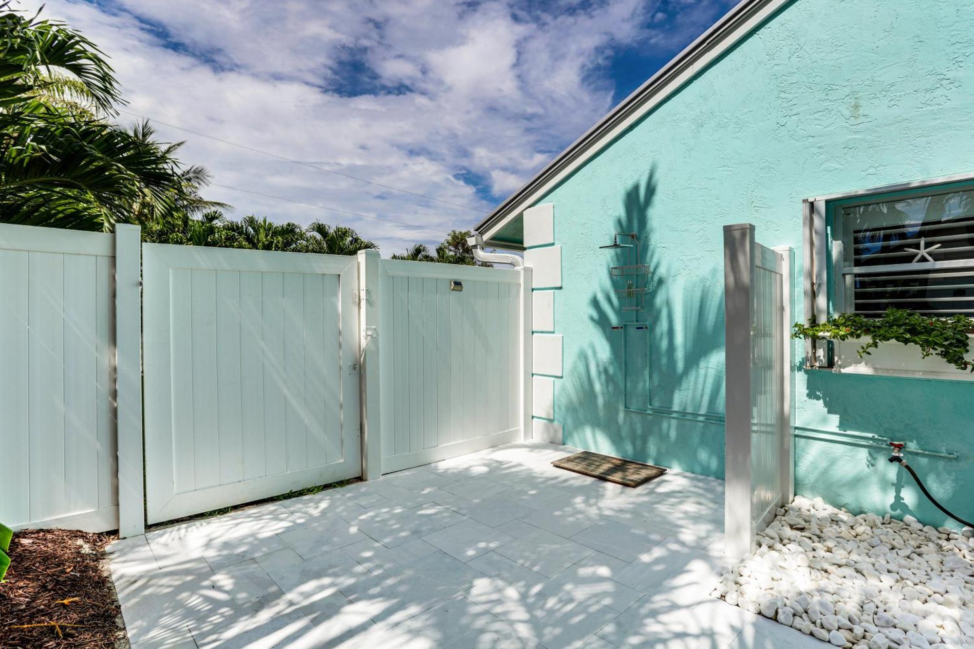Coastal Villa With Private Yard And Heated Pool! North Palm Beach Luaran gambar